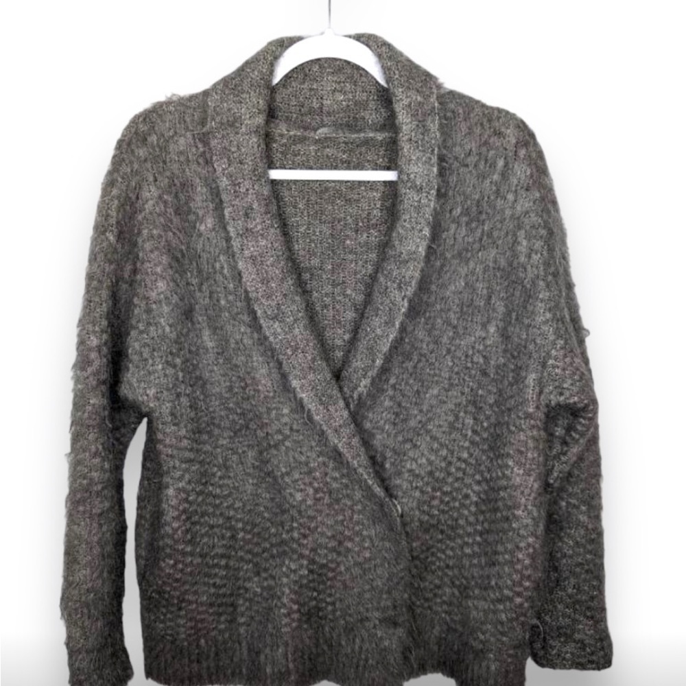 & Other Stories Gray Mohair Cardigan Sweater Size Medium Button Down Snap Front
